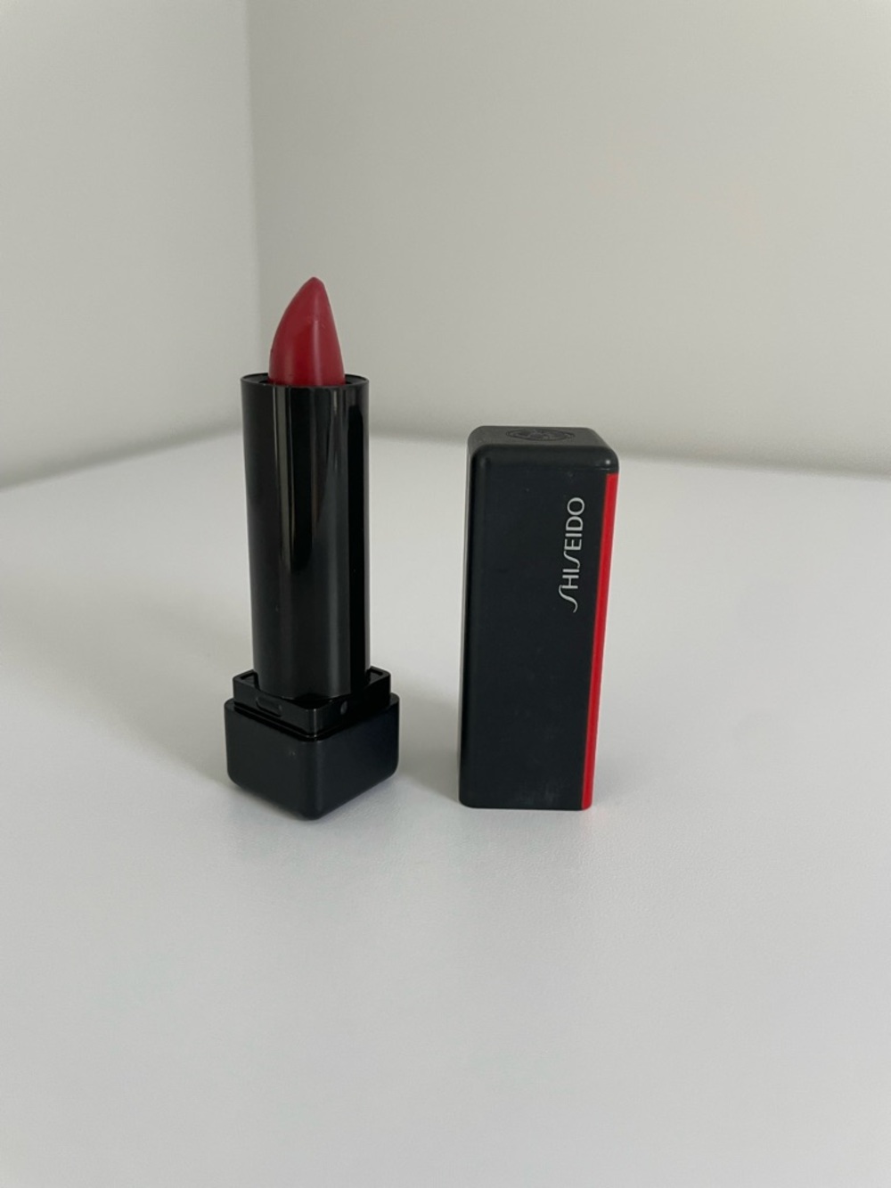 Shiseido Classic Red Lipstick - Deep Crimson Shade